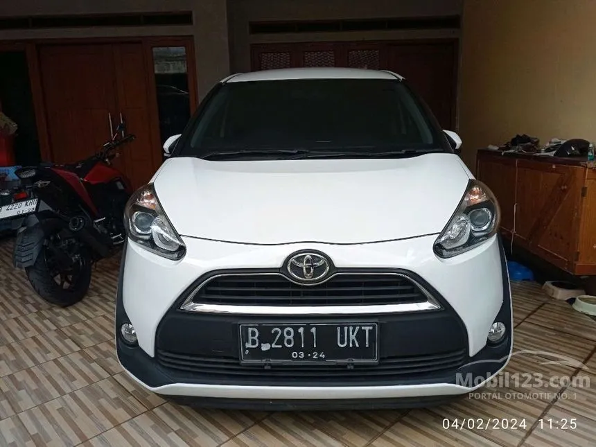 Jual Mobil Toyota Sienta 2019 V 1.5 di DKI Jakarta Automatic MPV Putih Rp 185.000.000