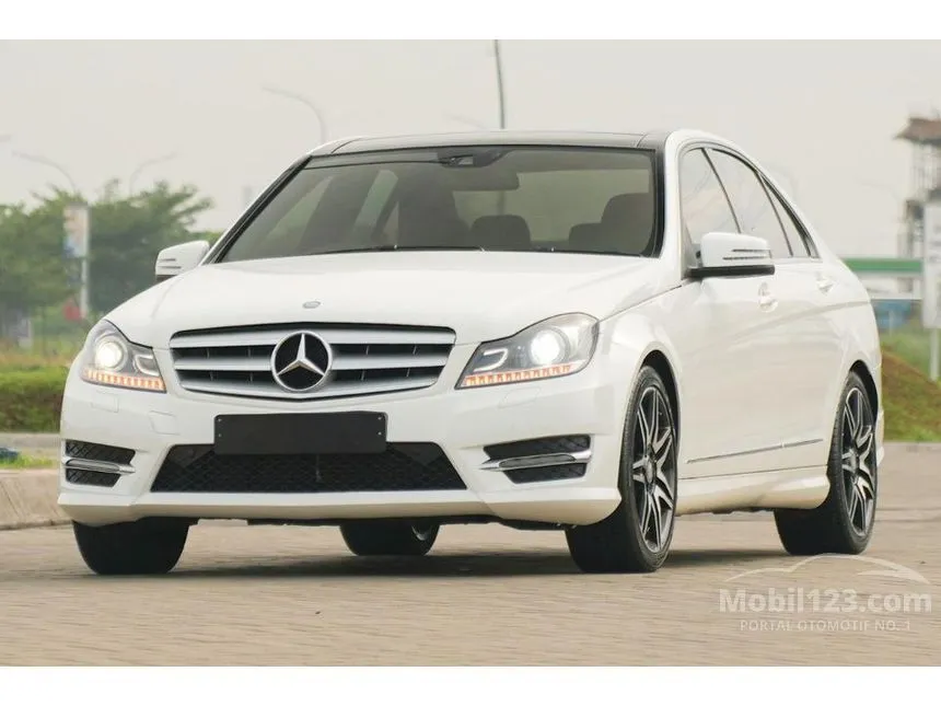 2014 Mercedes-Benz C250 Avantgarde AMG Sedan