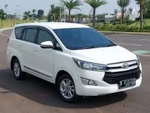 Toyota KIJANG INNOVA V DIESEL 2.4 AT 2017 Low Km 41rb Sangat terawat SUPER ISTIMEWA !!