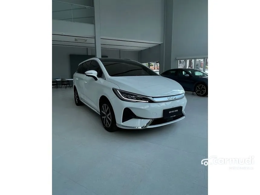 2025 BYD M6 Superior 7-seaters MPV