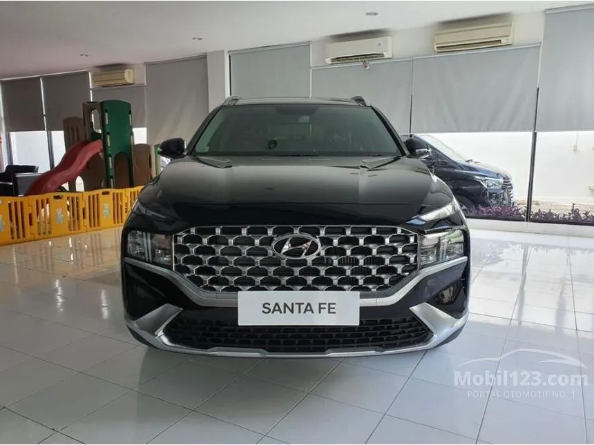 Jual Mobil Hyundai Santa Fe 2024 Signature 2.5 di DKI Jakarta Automatic SUV Hitam Rp 646.000.000