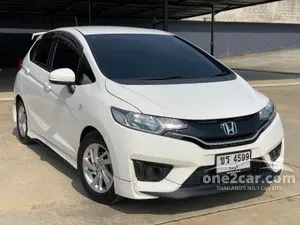 2015 Honda JAZZ 1.5 V Hatchback