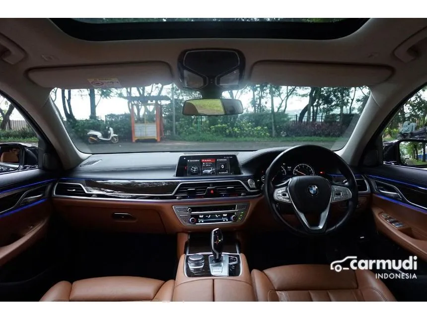 2019 BMW 730Li Sedan