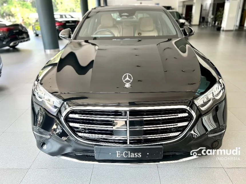 2025 Mercedes-Benz E200 Exclusive Line Sedan