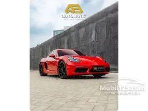 2018 Porsche 718 2.0 Cayman Coupe