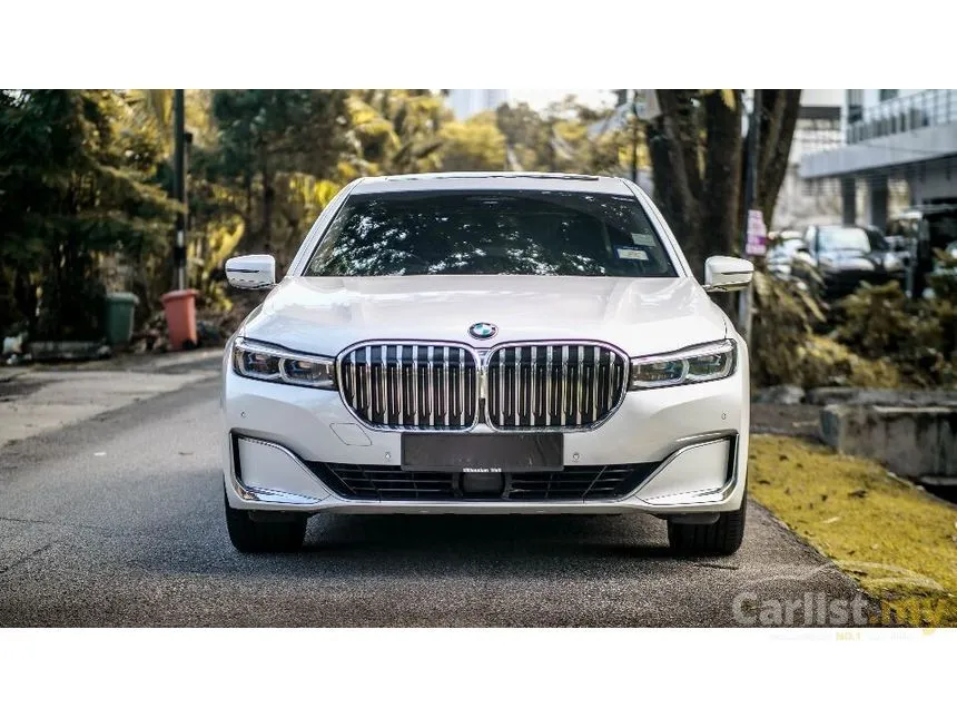 2019 BMW 740Le xDrive Pure Excellence Sedan