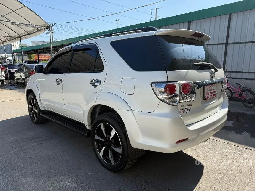 2012 Toyota FORTUNER V SUV