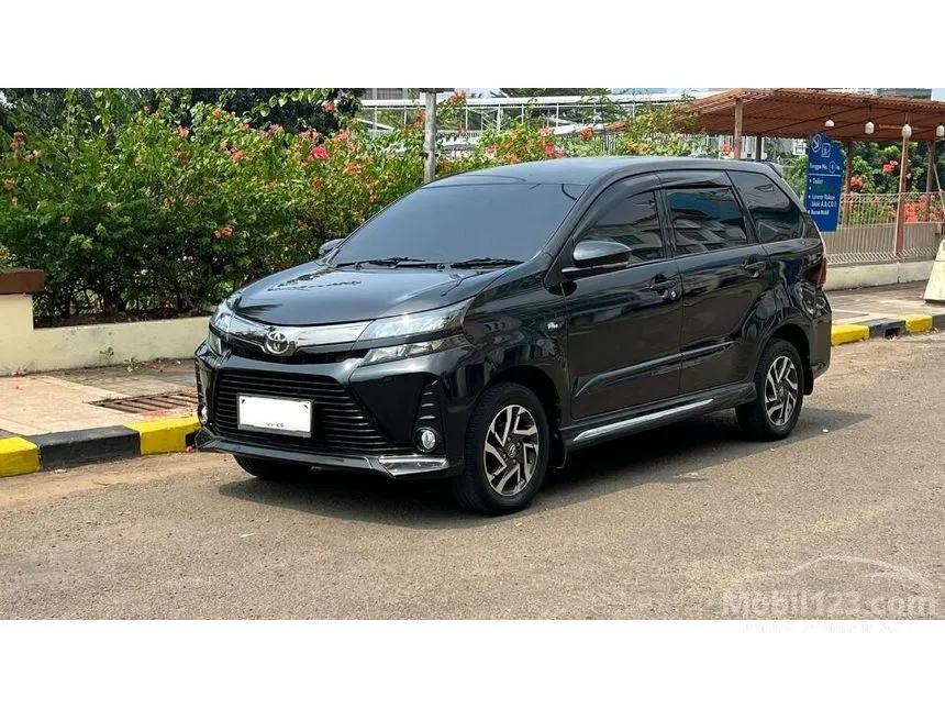 Jual Mobil Toyota Avanza 2021 Veloz 1.5 di DKI Jakarta Automatic MPV Hitam Rp 195.000.000