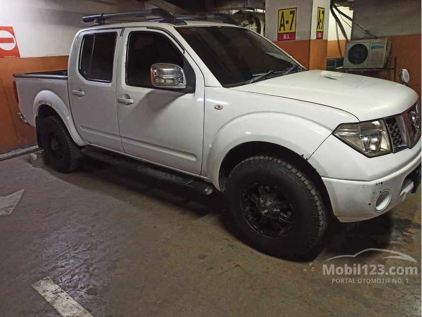 2011 Nissan Frontier NP300 Dual Cab Pick-up