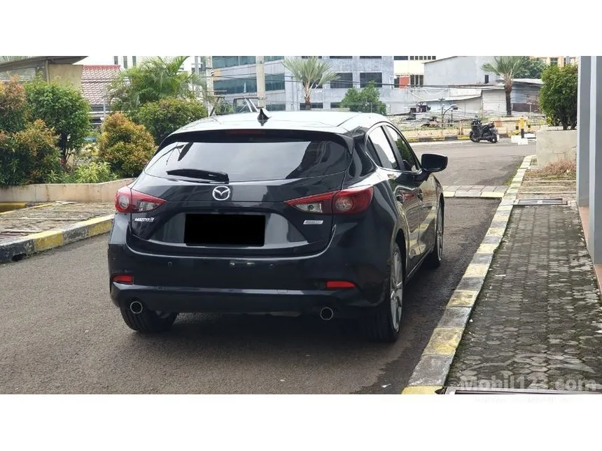 2018 Mazda 3 SKYACTIV-G Hatchback
