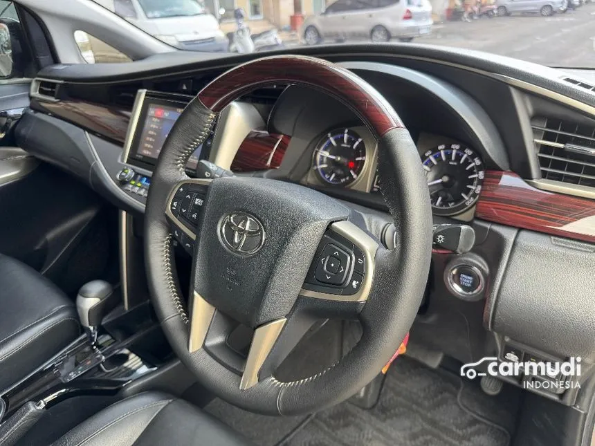 2018 Toyota Kijang Innova Venturer MPV