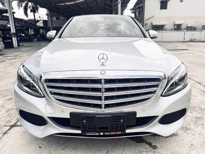 2015 Mercedes-Benz C180 Sedan