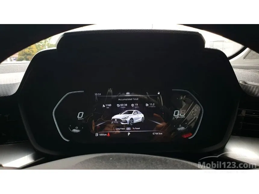 2024 MG 5 GT Magnify Sedan