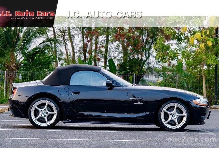 2005 BMW Z4 Convertible