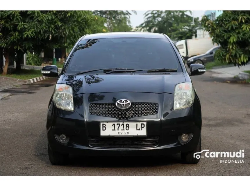 2007 Toyota Yaris E Hatchback