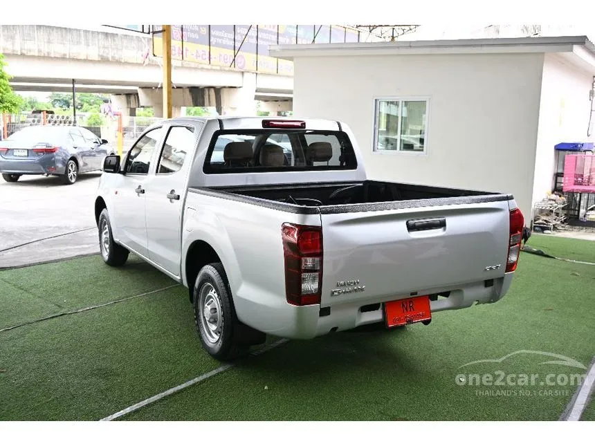 2017 Isuzu D-MAX S Cab-4 Pickup