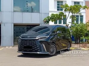 2025 Lexus LM 350h 2.5 7 Seater MPV