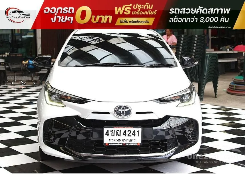 2023 Toyota YARIS Smart Hatchback
