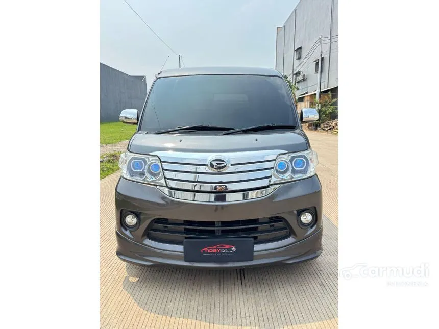 2019 Daihatsu Luxio X Van