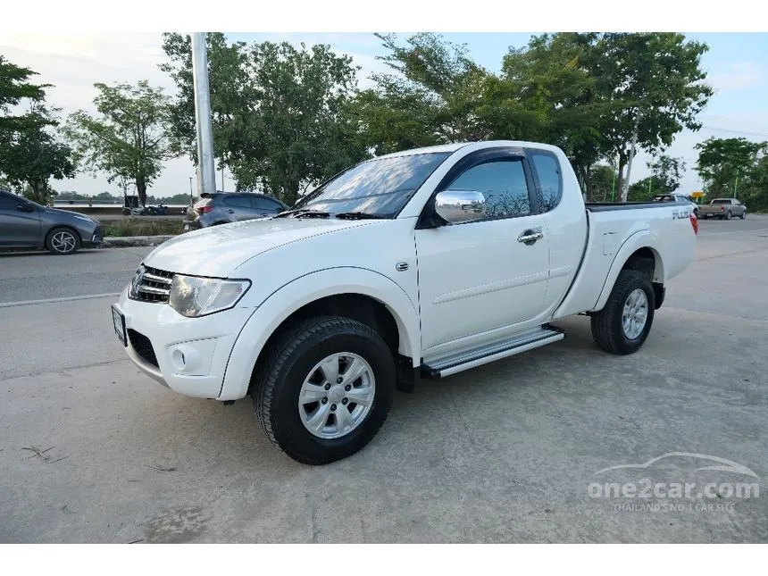 2013 Mitsubishi TRITON GLS Plus Mega Cab Pickup