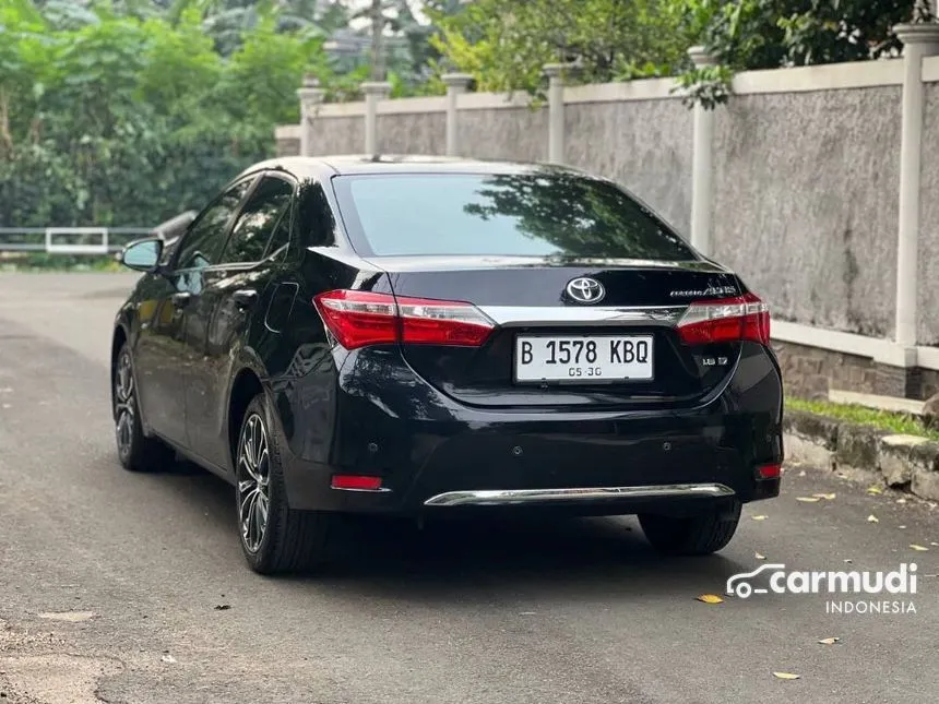 2016 Toyota Corolla Altis V Sedan
