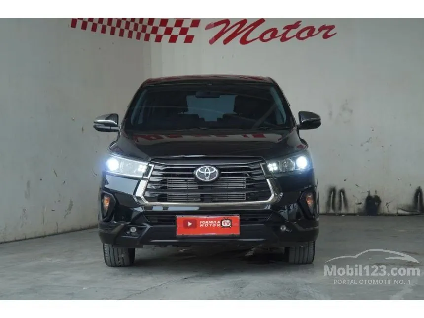 2021 Toyota Kijang Innova Venturer MPV
