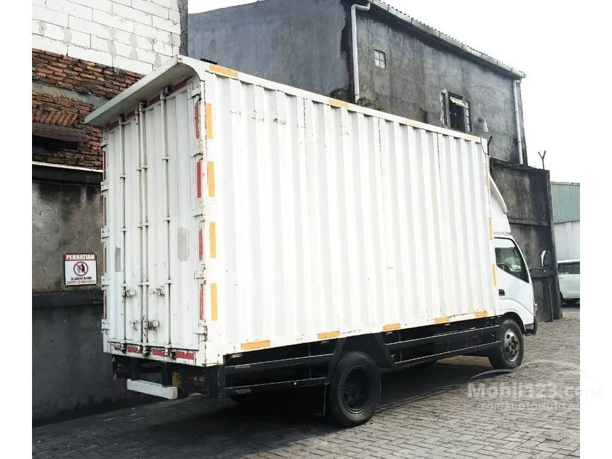 2021 Hino Dutro 130 HD Truck