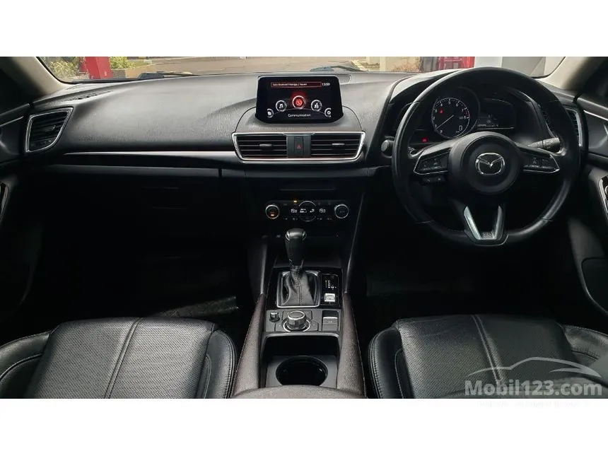 2018 Mazda 3 SKYACTIV-G Hatchback
