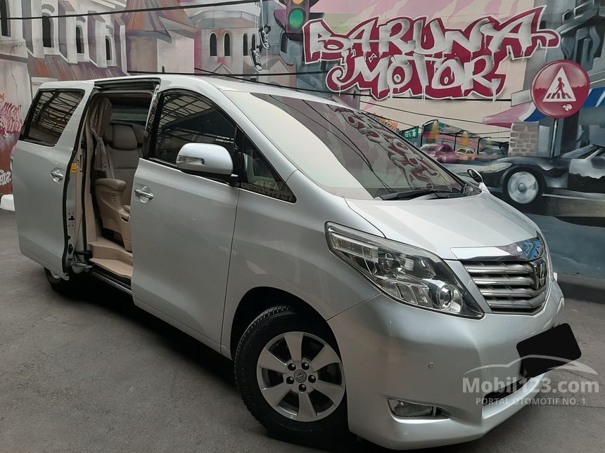 Toyota Alphard 2011 Silver: Kemewahan Klasik yang Tak Lekang Oleh Waktu