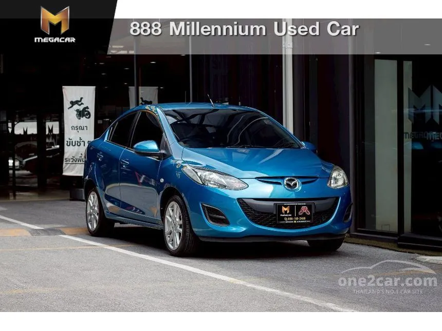 2014 Mazda 2 Elegance Groove Sedan