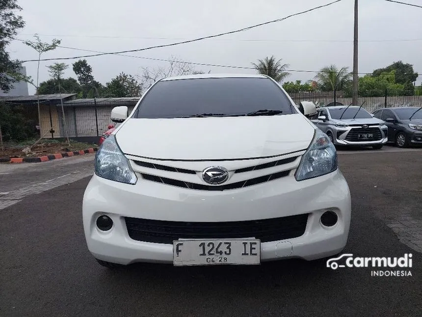 Jual Mobil Daihatsu Xenia 2014 R STD 1.3 di Jawa Barat Manual MPV Putih Rp 106.000.000