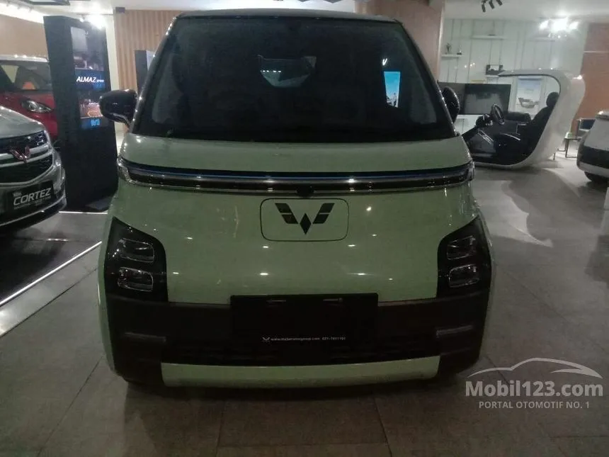 Jual Mobil Wuling EV 2024 Air ev Charging Pile Long Range di DKI Jakarta Automatic Hatchback Putih Rp 175.000.000