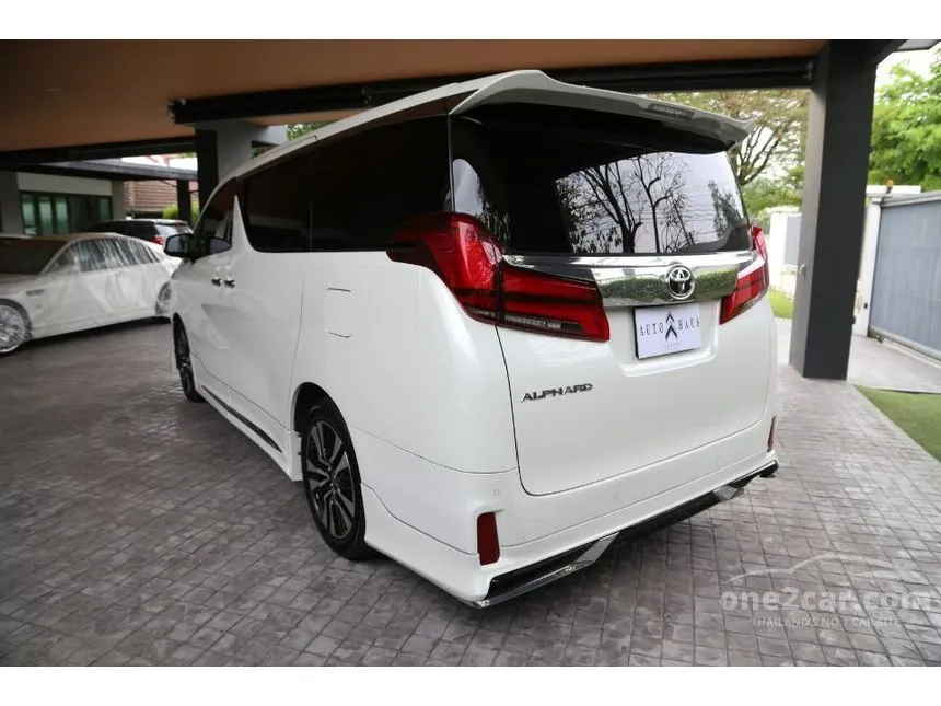 2022 Toyota Alphard SC Van