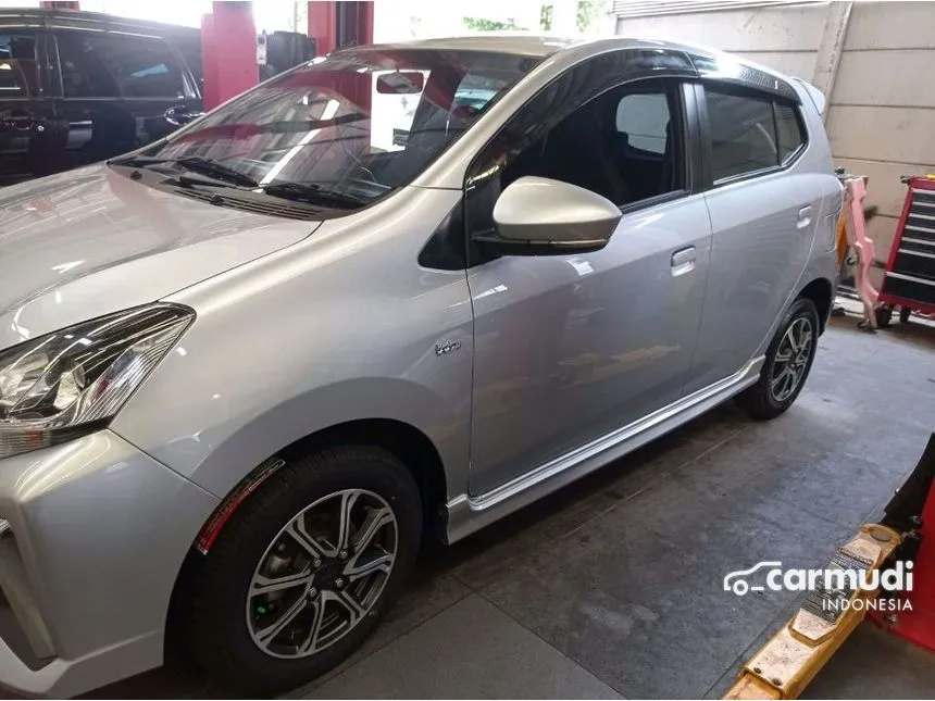 2022 Daihatsu Ayla R Hatchback