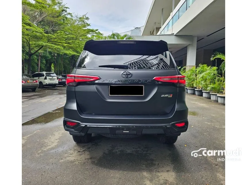 2022 Toyota Fortuner VRZ 4X2 SUV