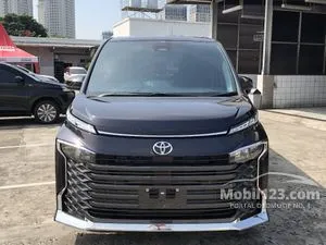 2023 Toyota Voxy 2.0 (Premium Color) MPV