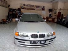 BMW 318i at 2000