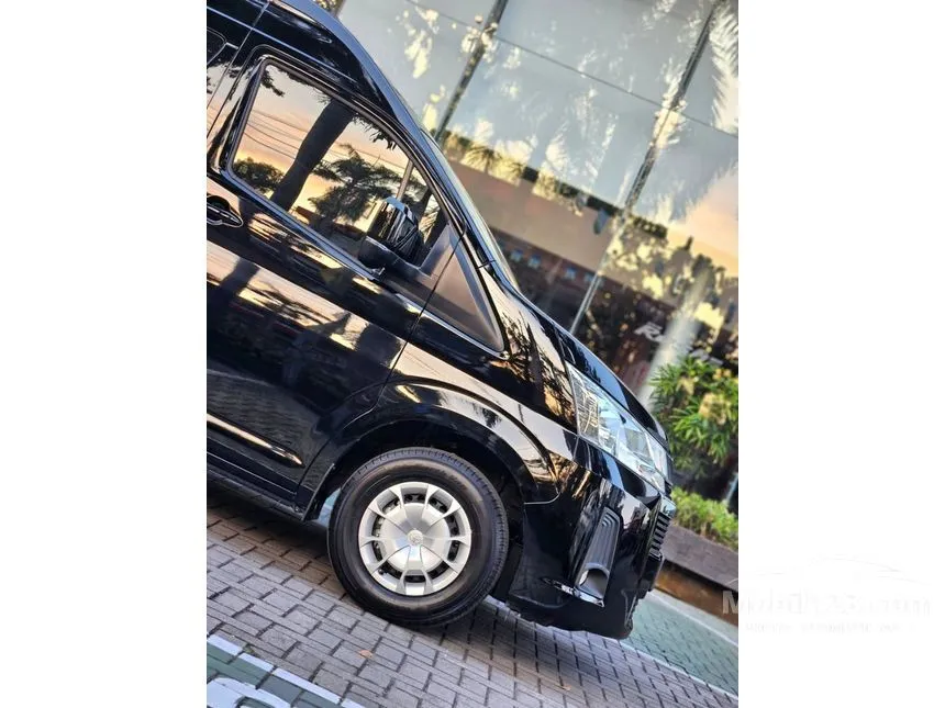 2026 Toyota Hiace Premio Van