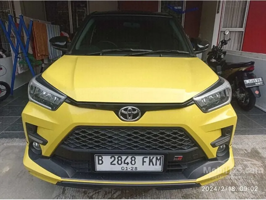 Jual Mobil Toyota Raize 2022 GR Sport 1.0 di Sumatera Selatan Automatic Wagon Kuning Rp 215.000.000