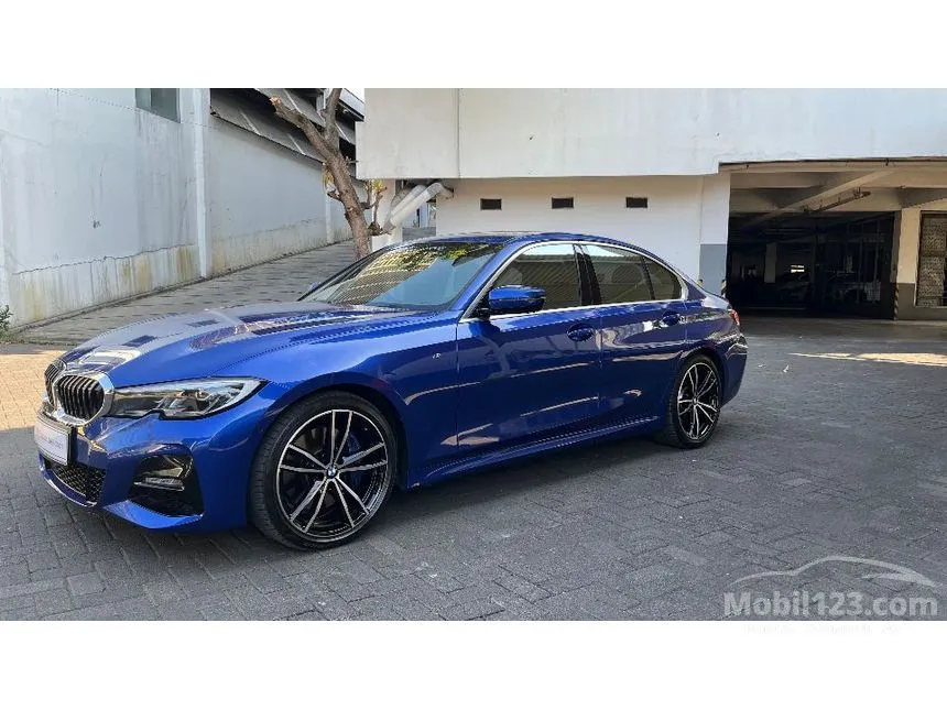 2021 BMW 330i M Sport Sedan
