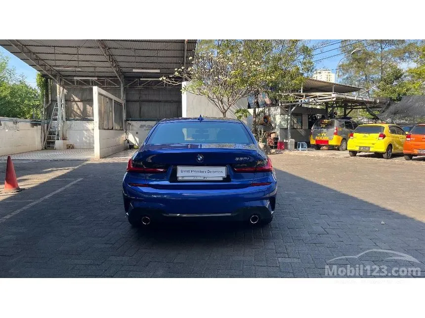2021 BMW 330i M Sport Sedan