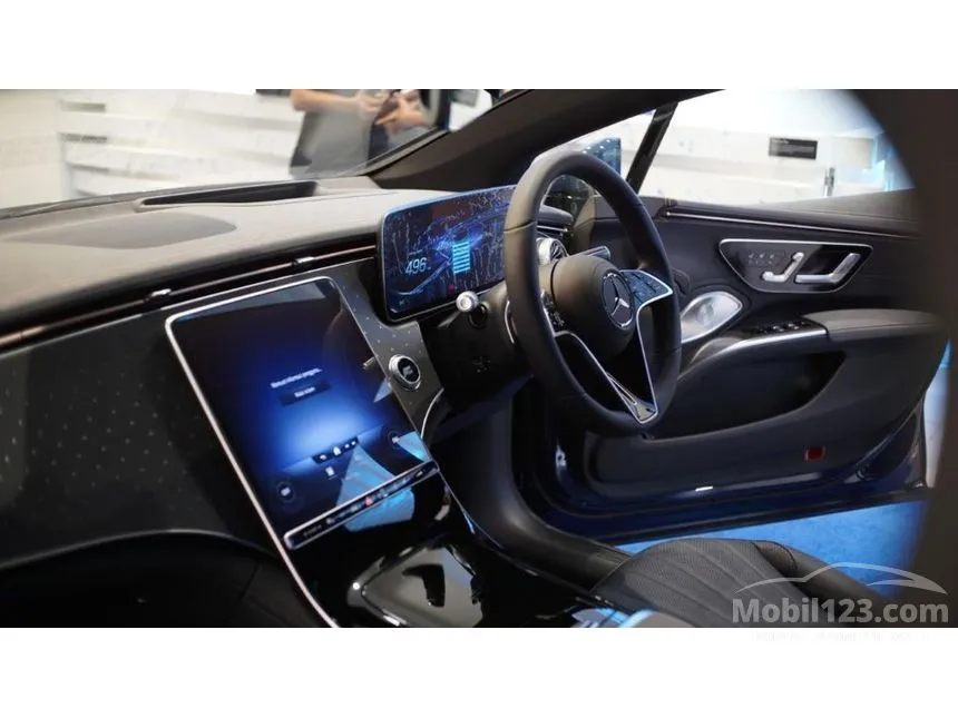 2024 Mercedes-Benz EQE350+ Electric Art Line Sedan