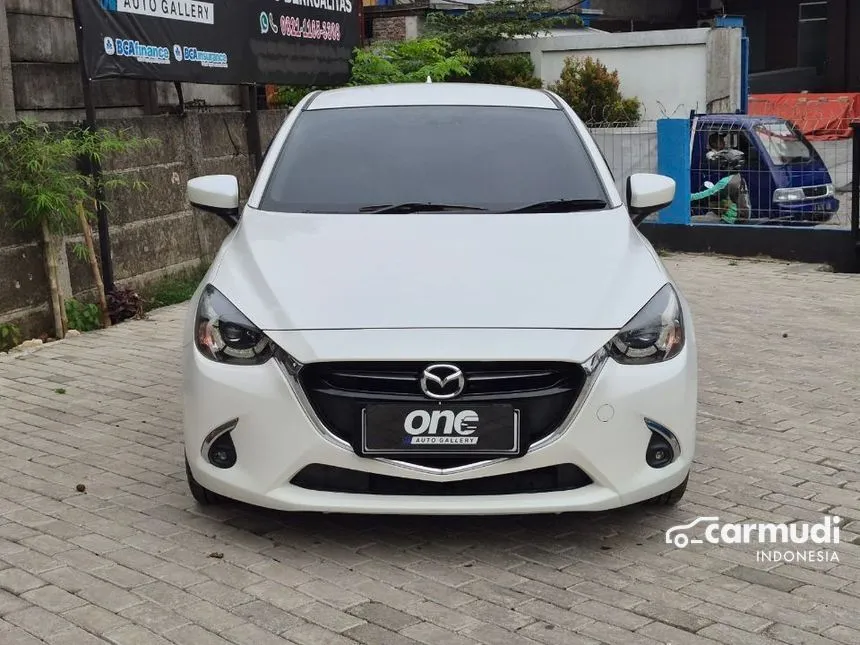2017 Mazda 2 R Hatchback