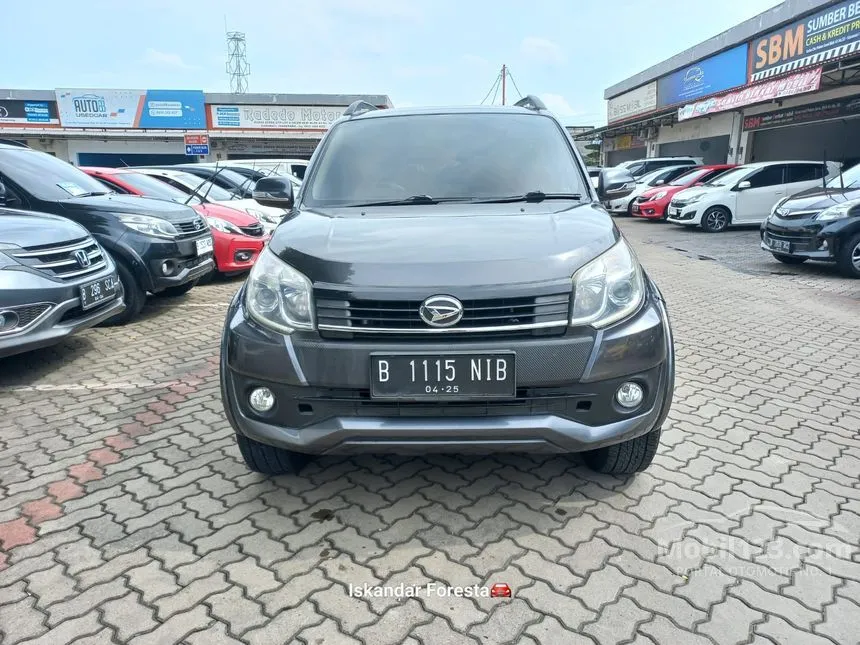Jual Mobil Daihatsu Terios 2016 R 1.5 di Banten Automatic SUV Abu