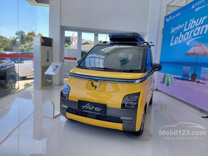 Jual Mobil Wuling EV 2024 Air ev Charging Pile Long Range di DKI Jakarta Automatic Hatchback Kuning Rp 255.000.000