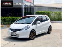 2011 Honda Jazz 1.5 (ปี 08-14) S i-VTEC Hatchback AT