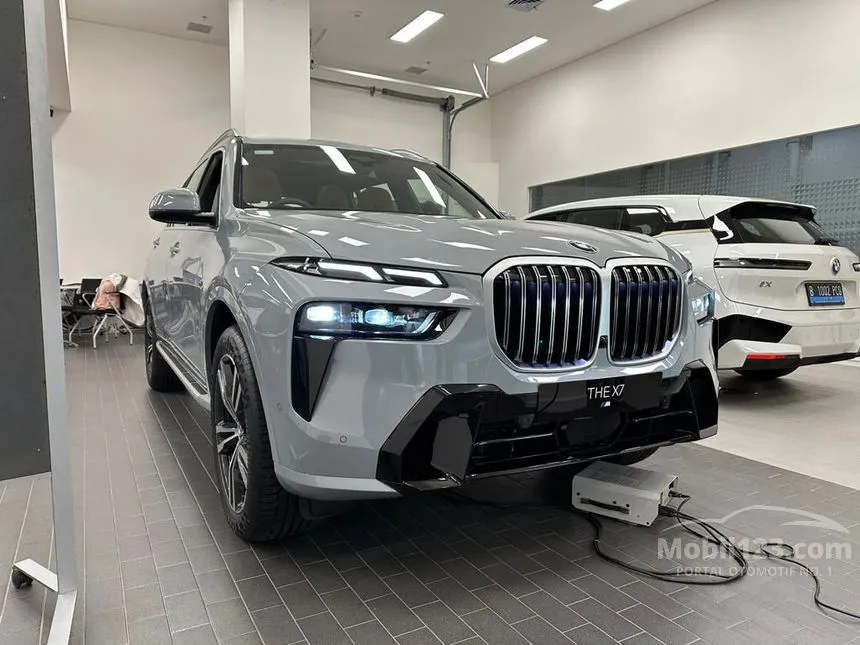 Jual Mobil BMW X7 2023 xDrive40i Opulence 3.0 di DKI Jakarta Automatic ...