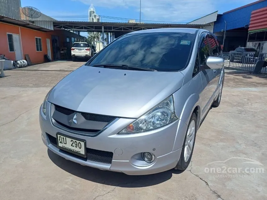 2010 Mitsubishi SPACE WAGON GT Wagon