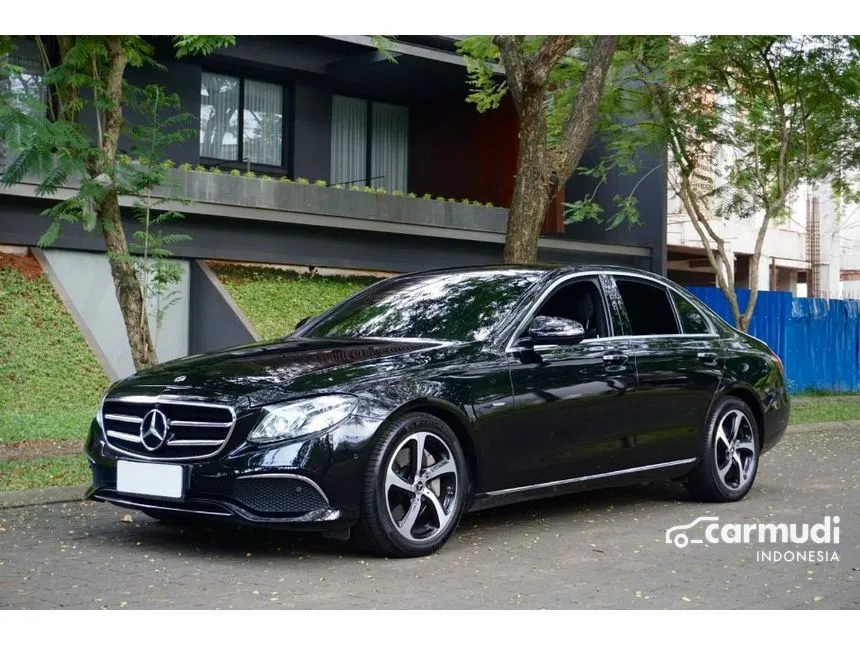 2019 Mercedes-Benz E300 Avantgarde SportStyle Sedan