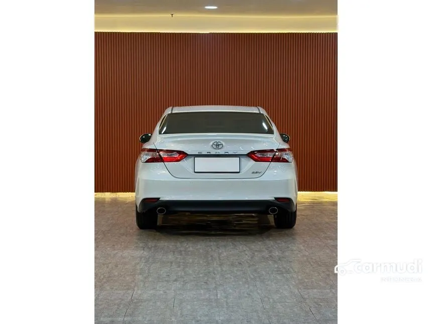 2019 Toyota Camry V Sedan